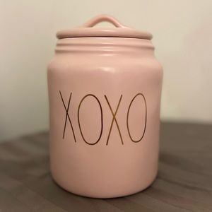 *New never used Rae Dunn chubby Light Pink with Gold XOXO canister